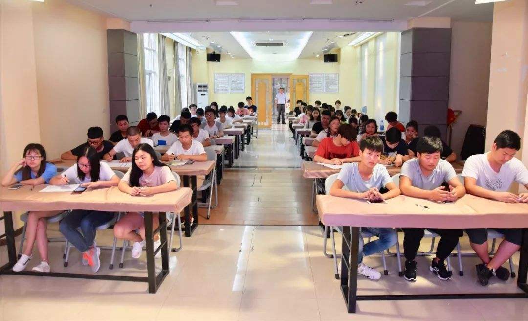 为什么大学生需要上创业基础课