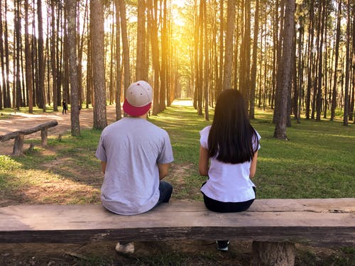 追喜欢的人要怎么聊天?如何和暗恋的人聊天